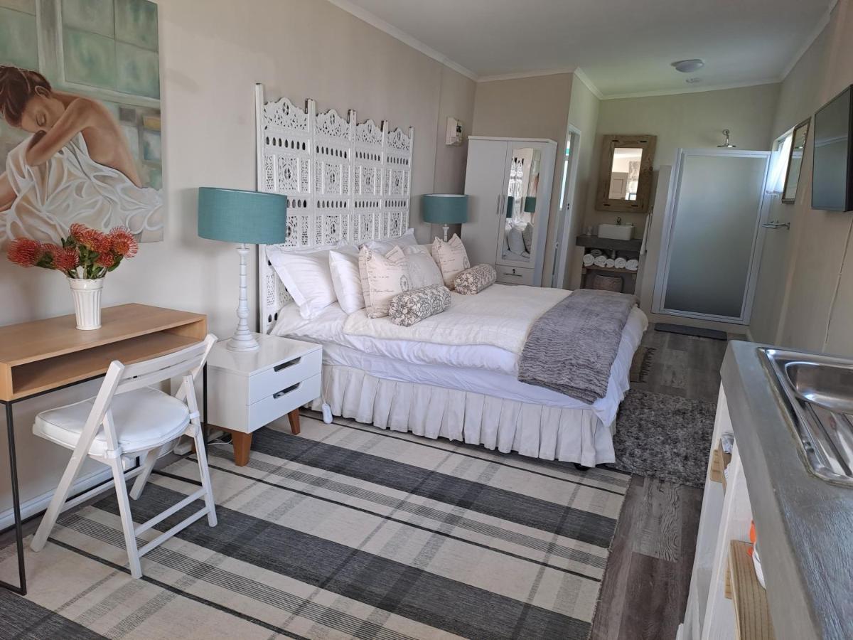 Milky Way Hotel Hermanus Buitenkant foto